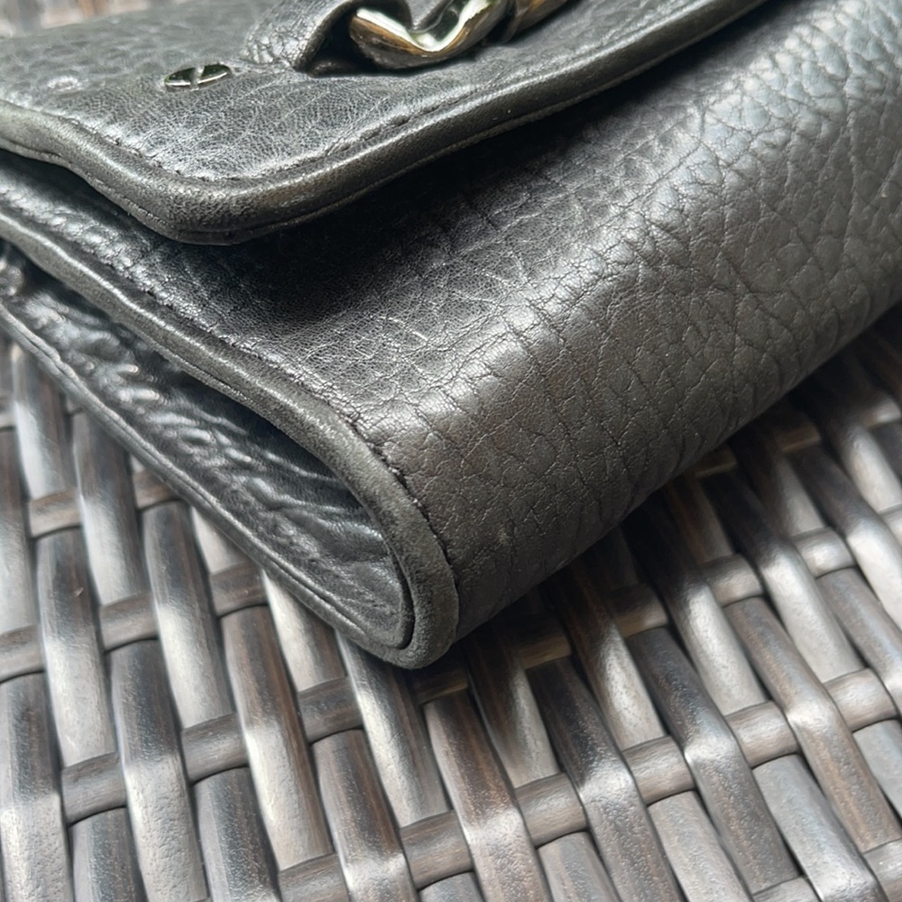Michael kors Pebbled leather MK clutch with gun metal zipper. - Picture 6 of 16